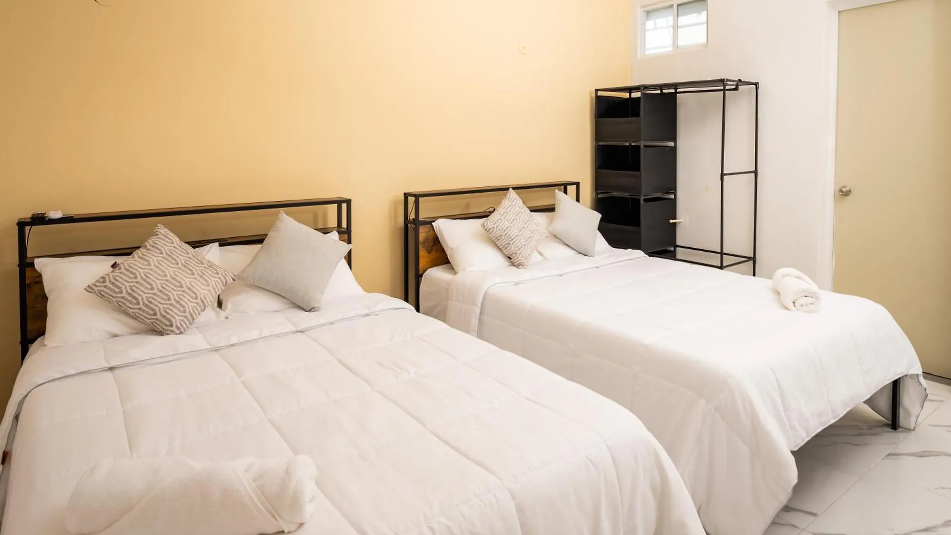 Downtown Suites Cancun Inn