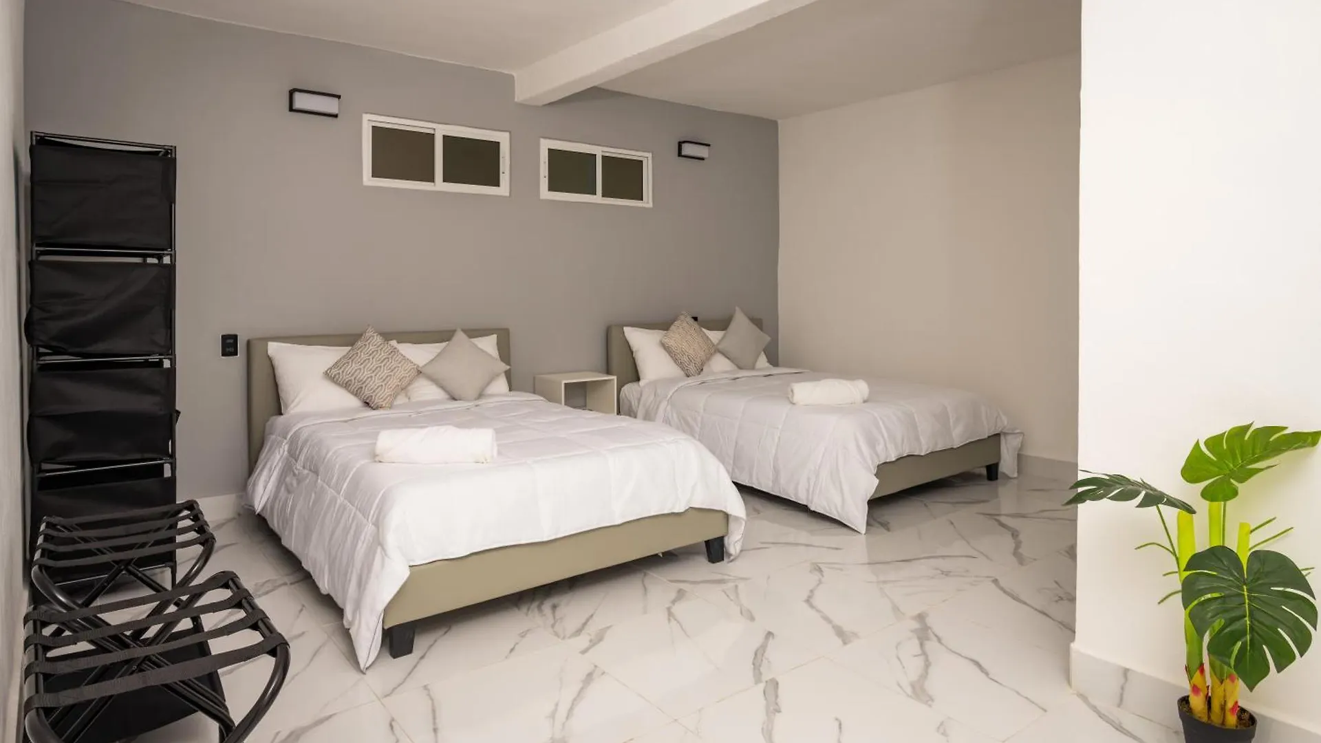 Downtown Suites Cancún