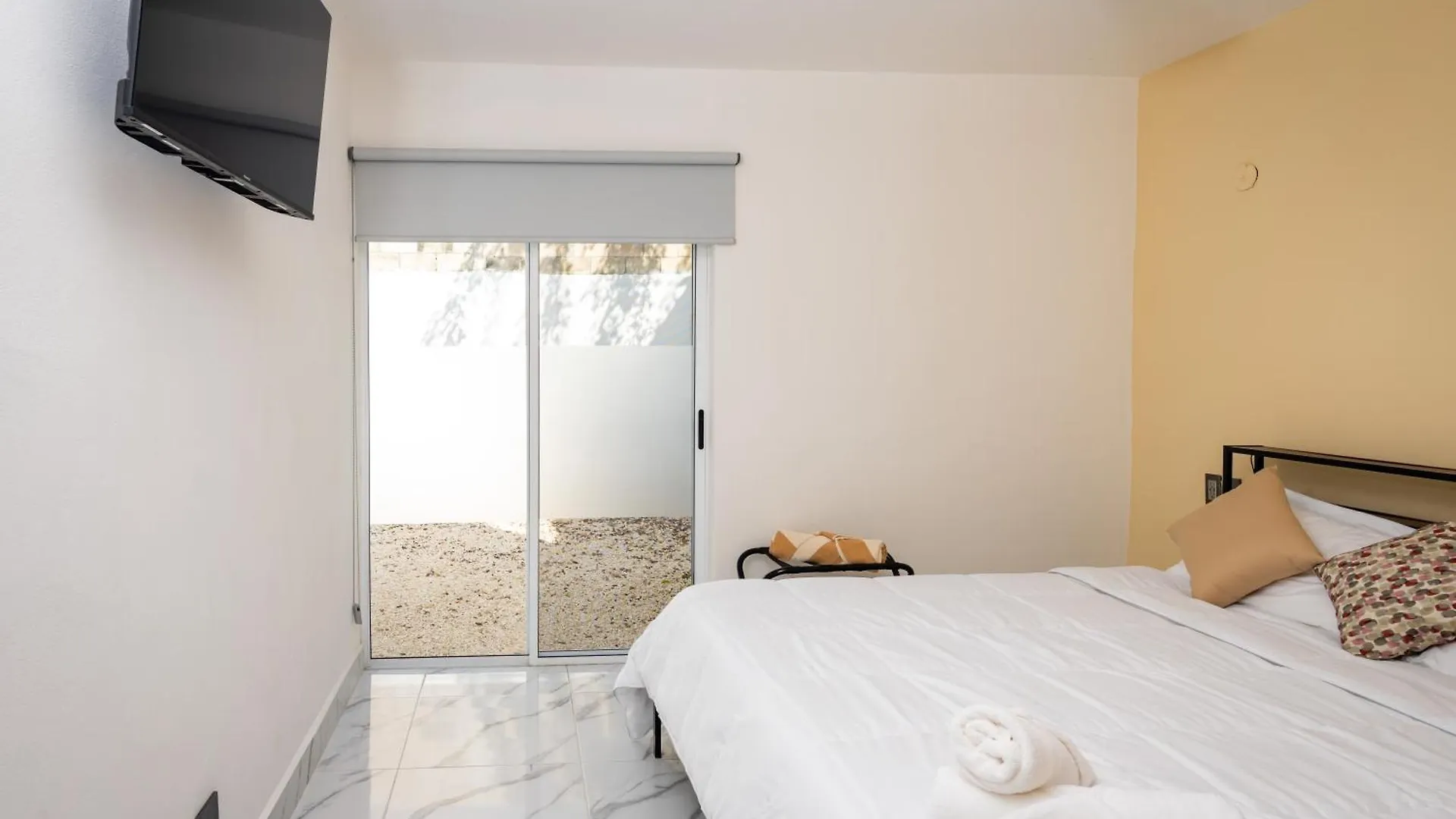 Downtown Suites Cancún