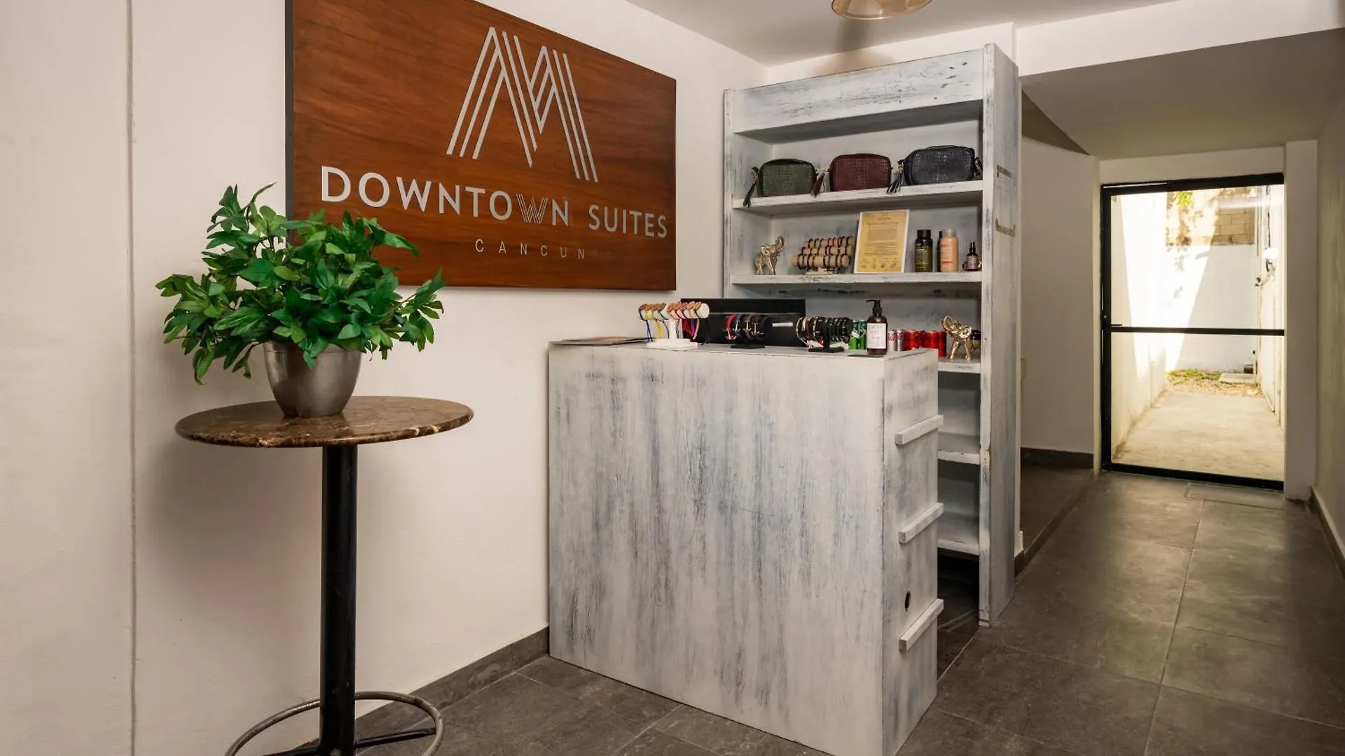 Downtown Suites Cancún Värdshus