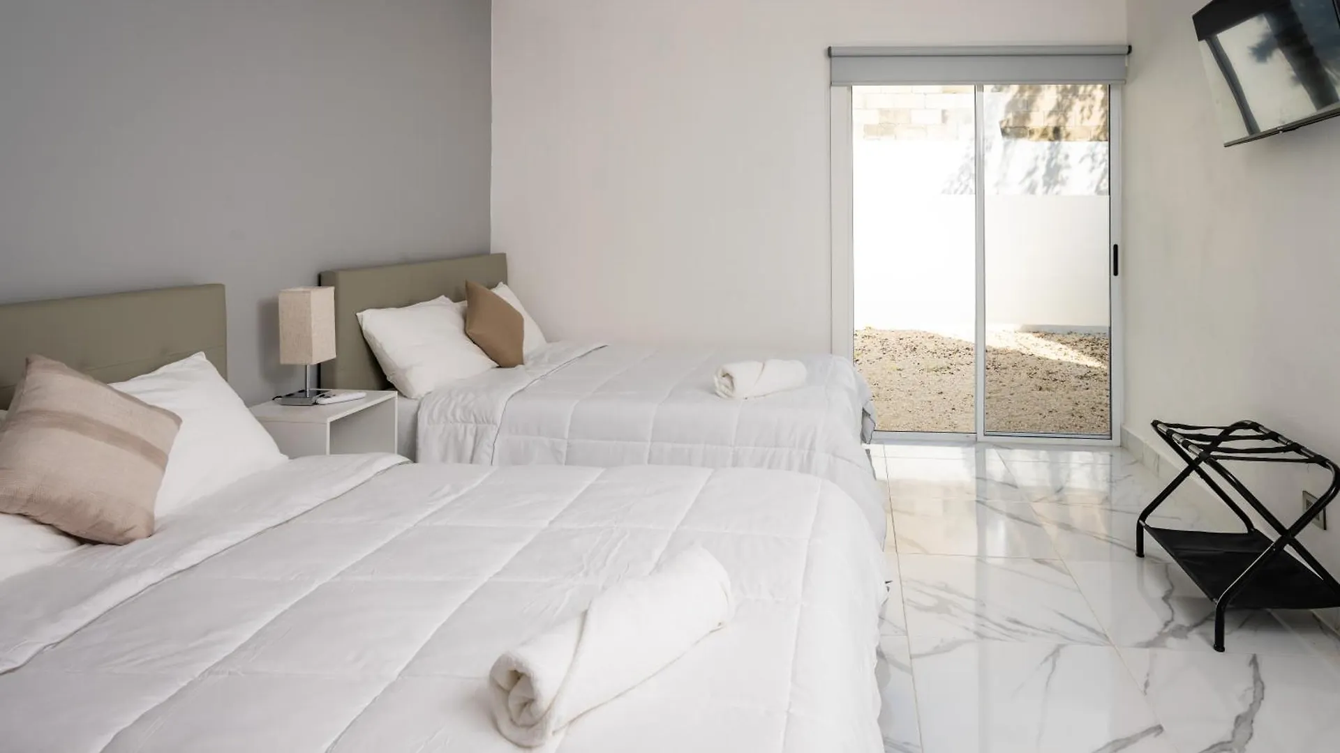 Downtown Suites Cancún